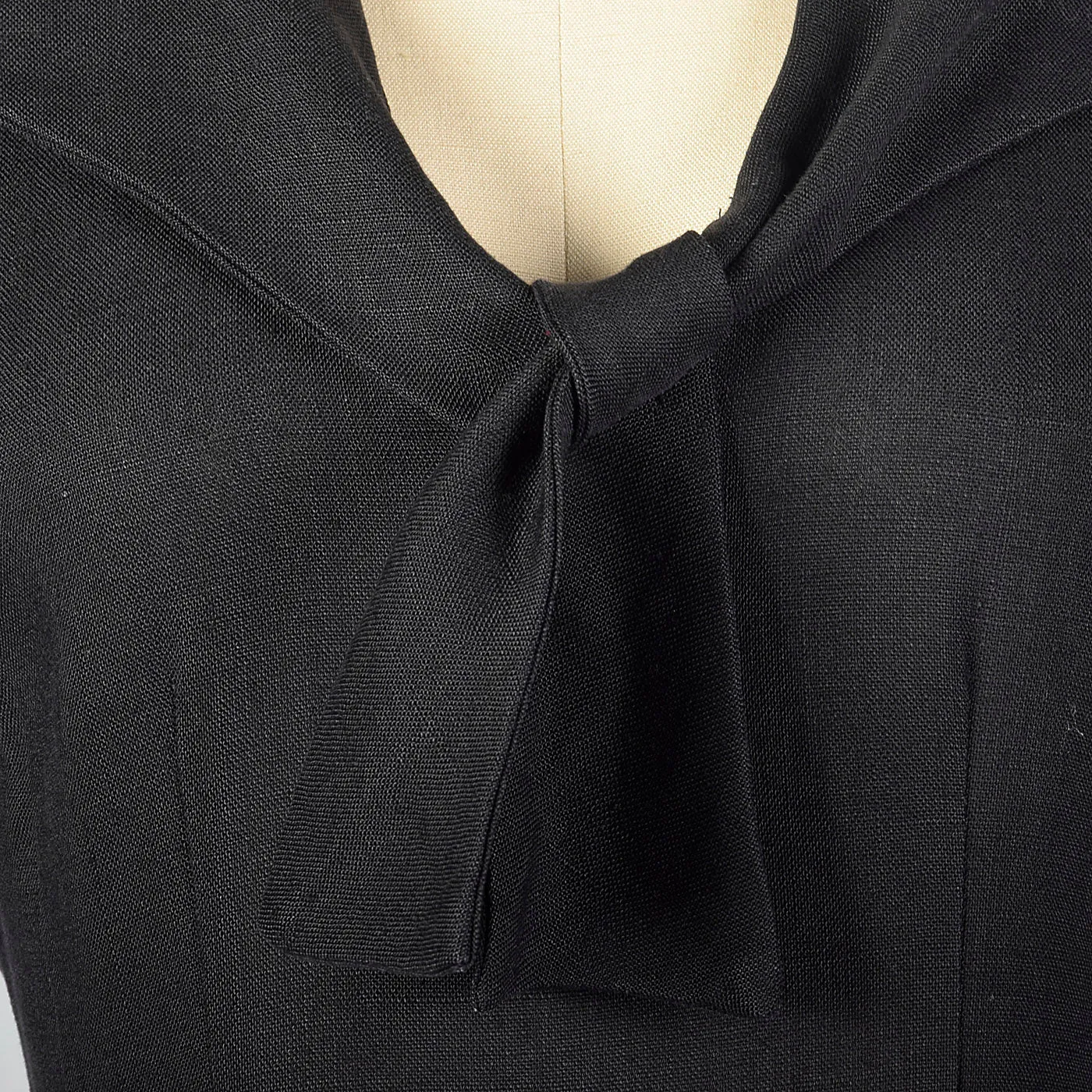 1950s Black Pencil Dress with Pussybow