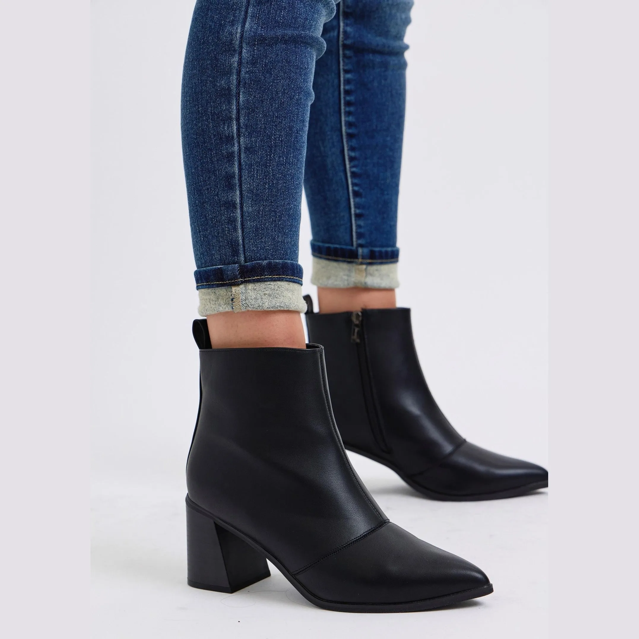Mid-Rise Waist Skinny Jeans with Thermal Lining