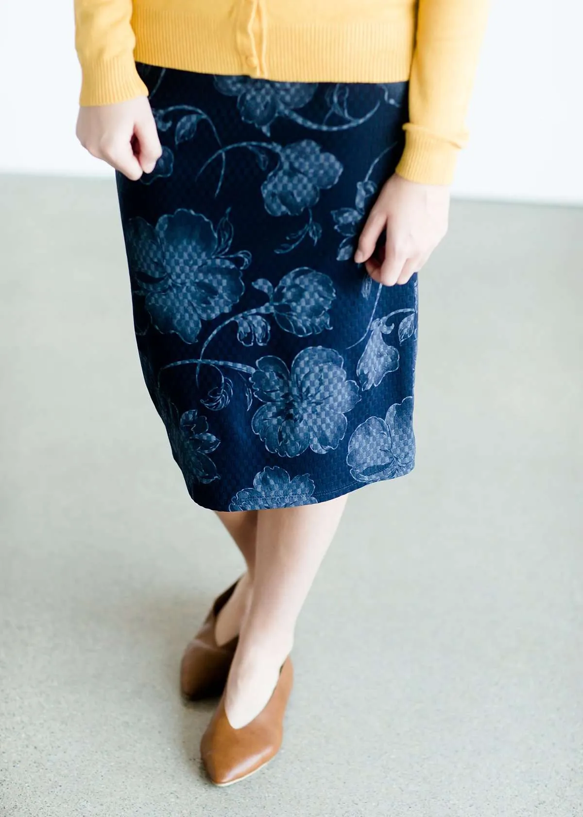 Woven Floral Stretch Skirt - FINAL SALE